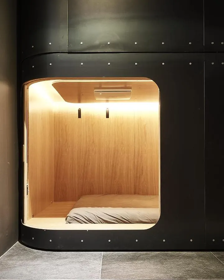 Capsule hotel The Capsule Banpo